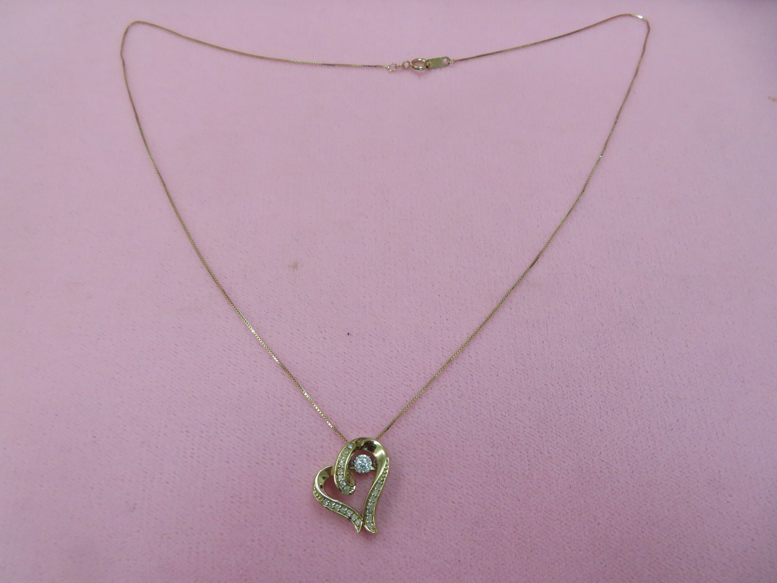 OTC 18″ 10K Yellow Gold Box Chain Diamond Open Heart Pendant & Necklace 3.46 G