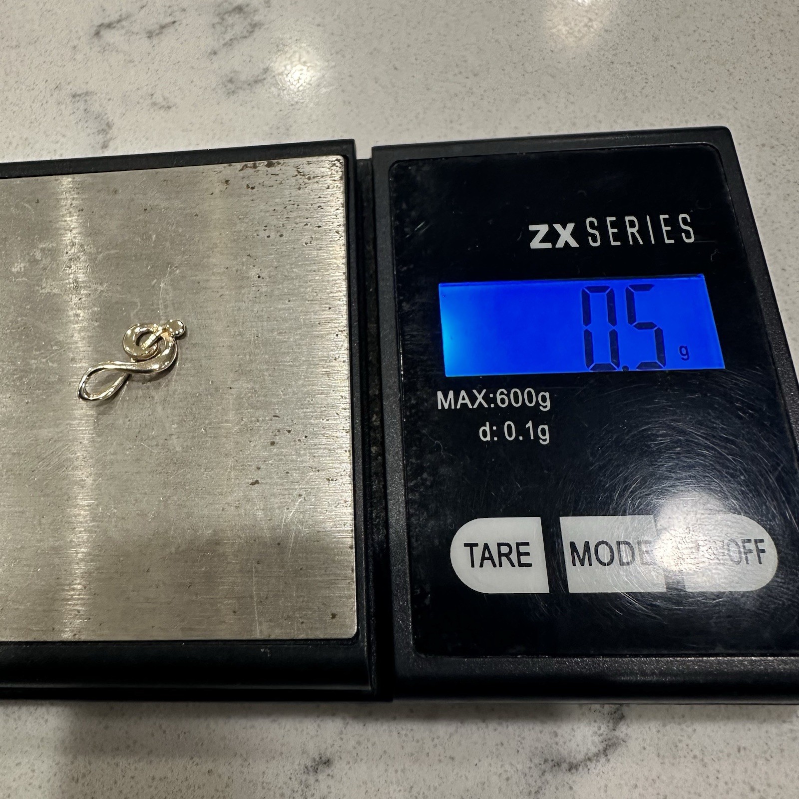 Retired James Avery 14k Gold Floating Treble Clef Music Note Pendant 0.5g RARE