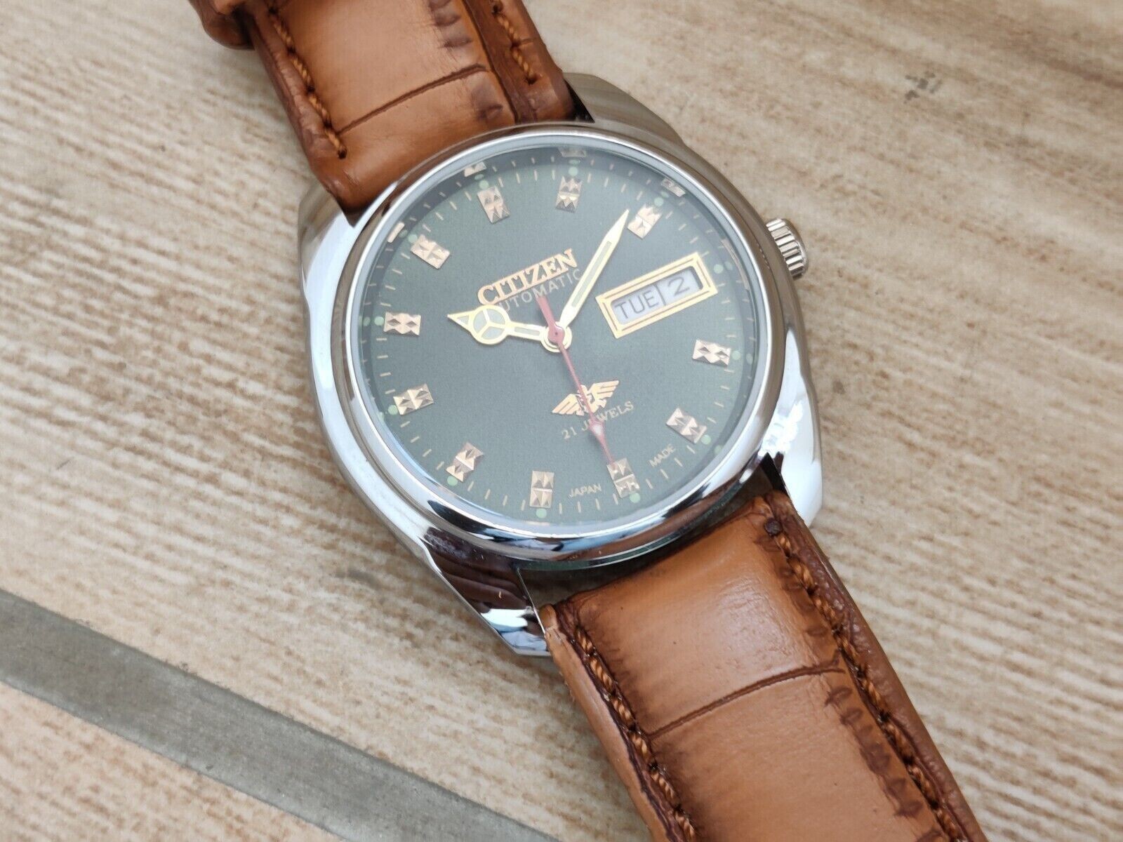 Vintage Citizen Automatic Japan Made Black Dial Day/ Date Men’s Wrist Good Watch