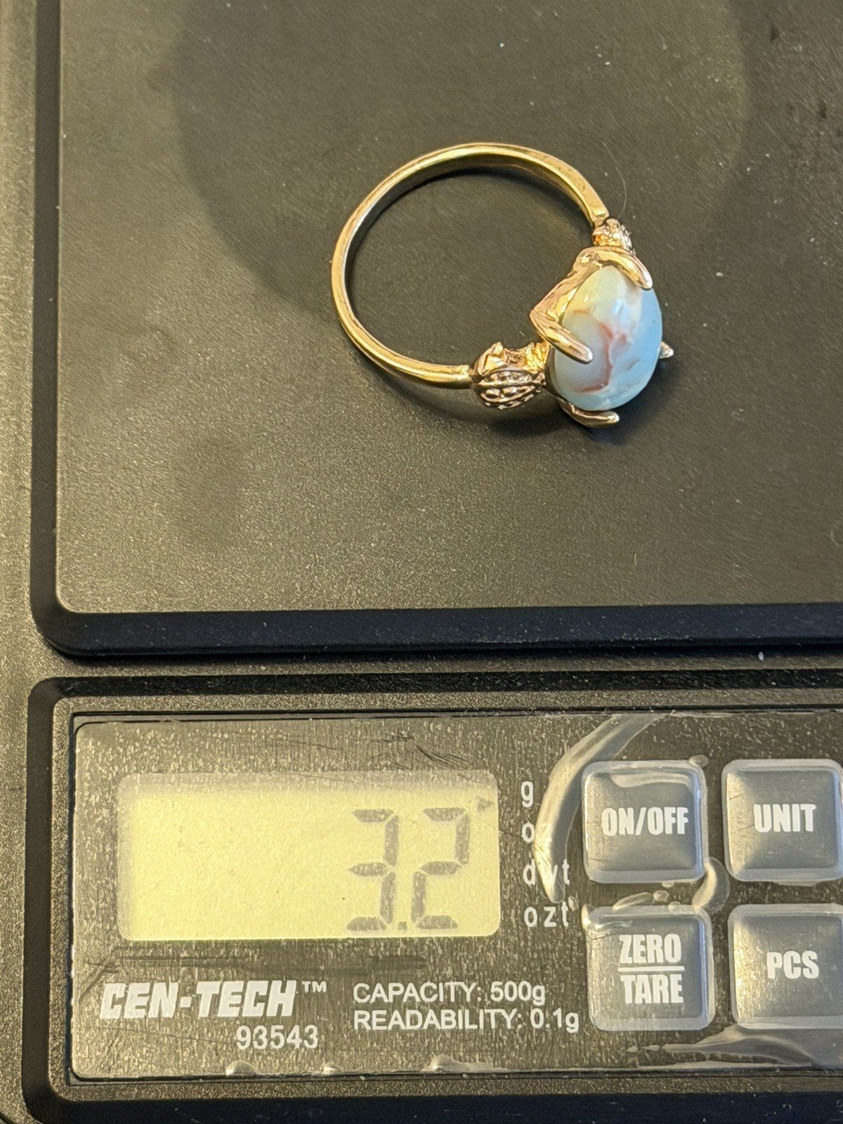 Woman’s Estate Sale Ring Priced To Sell Fast Don’t Miss Out/ size 8 /3.2grams