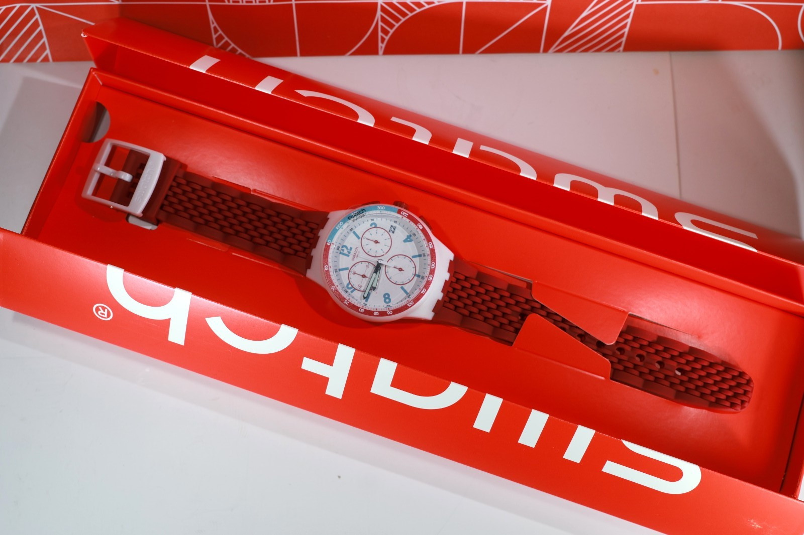 New Limited Swiss Swatch Red Track 42MM Light Gray with Multicolored Point Date