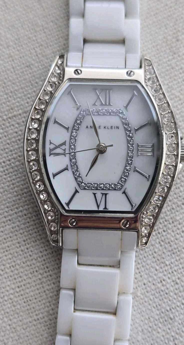 Anne Klein White Ceramic Working Watch Y121E/3 10/9867 Size 6.50 Inches