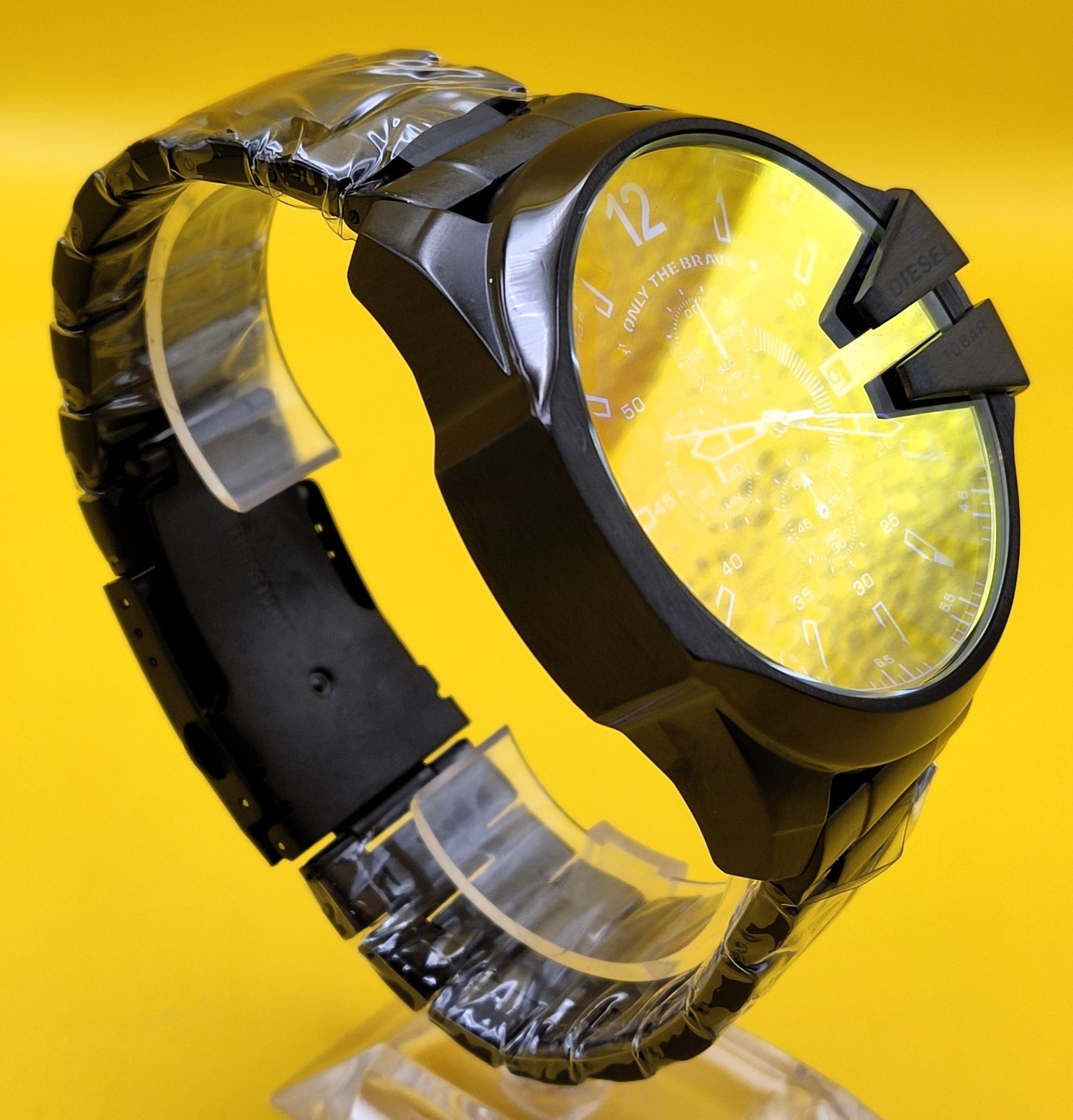 #Refurbished Diesel Only The Brave 10 Bar Black Dial Analog Men’s Wrist Watch
