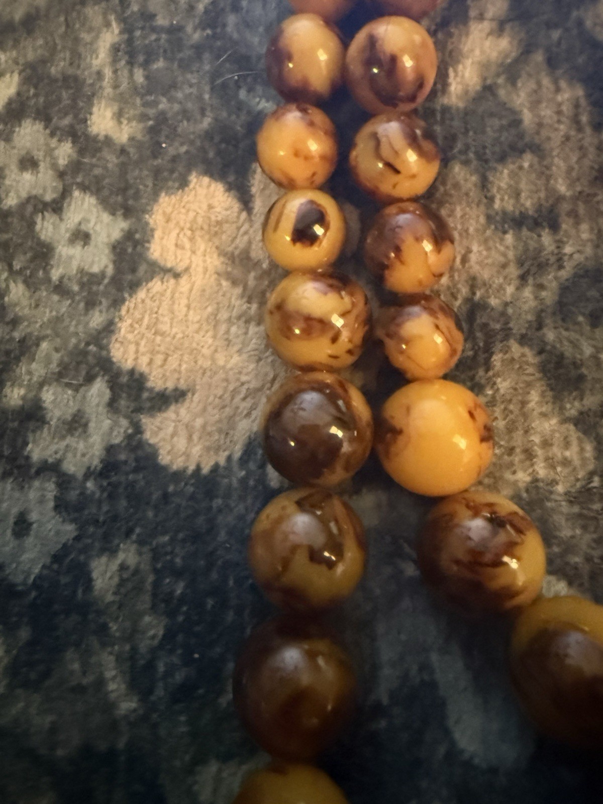 Bakelite Egg Yolk Amber Beaded Necklace Marbled Graduated Steel Cable