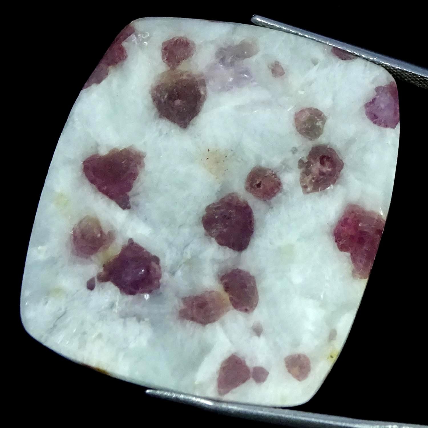 77.70Cts 100% Natural Ruby Quartz Cushion Cabochon Gemstone 34X38X6MM