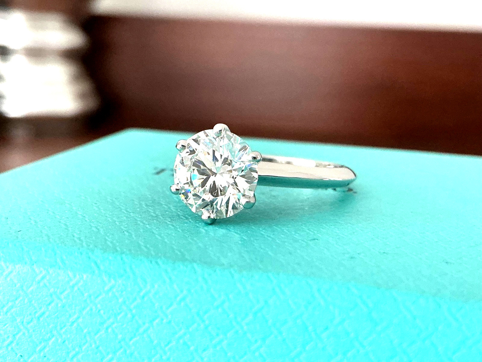 Tiffany & Co Platinum Diamond Round Engagement Ring 2.24 CT H VVS2 3X $69k NEW