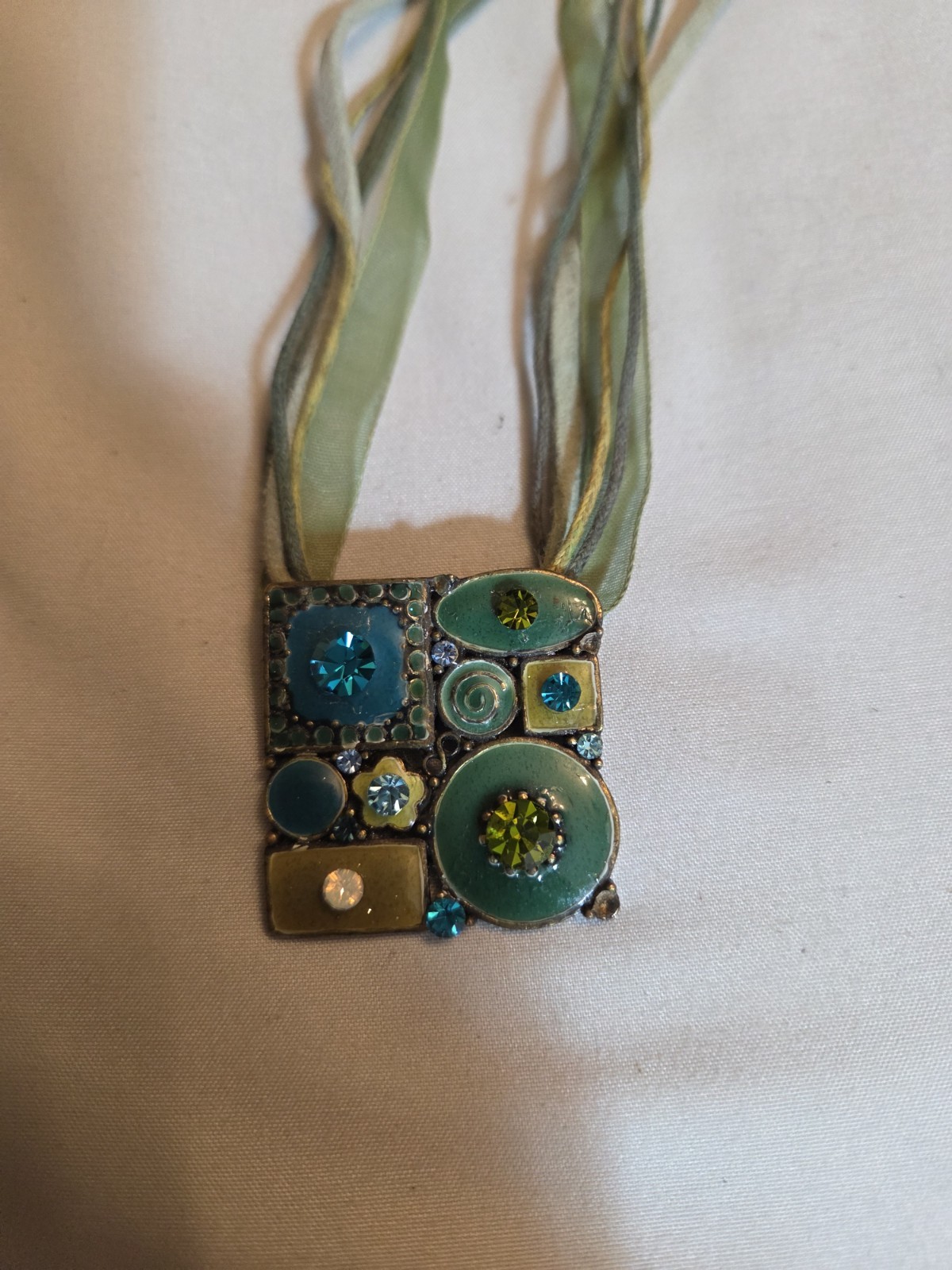 Blue Green Crystal Square Charm Pendant Multi-Strand Ribbon Necklace Silver