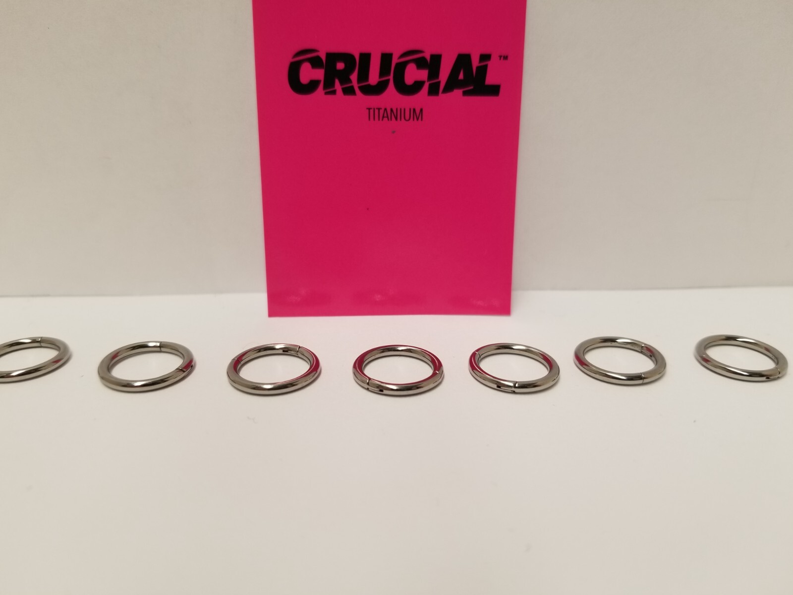 Crucial Silver Tone Titanium Basic Clicker 1.2mm (16g) 8mm (5/16″) 25 PACK