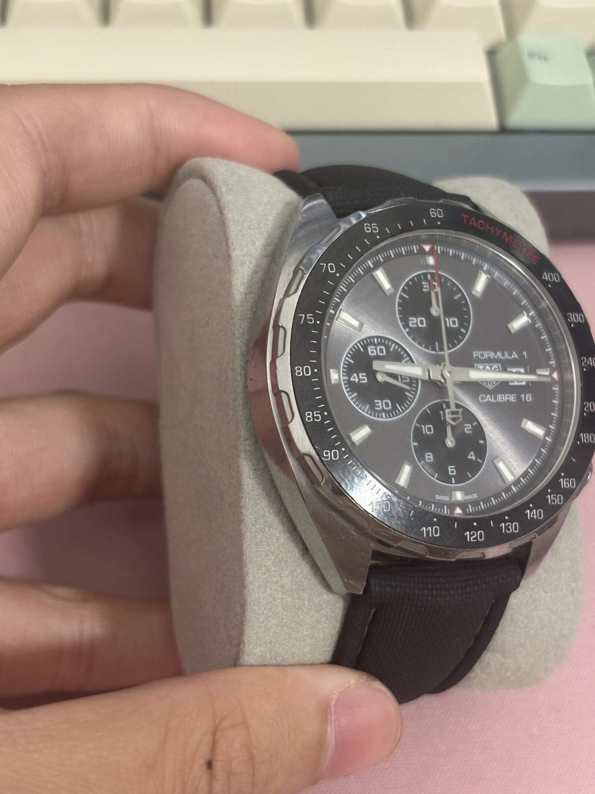 TAG Heuer Formula 1 Men’s Black Watch – CAZ2012 – READ