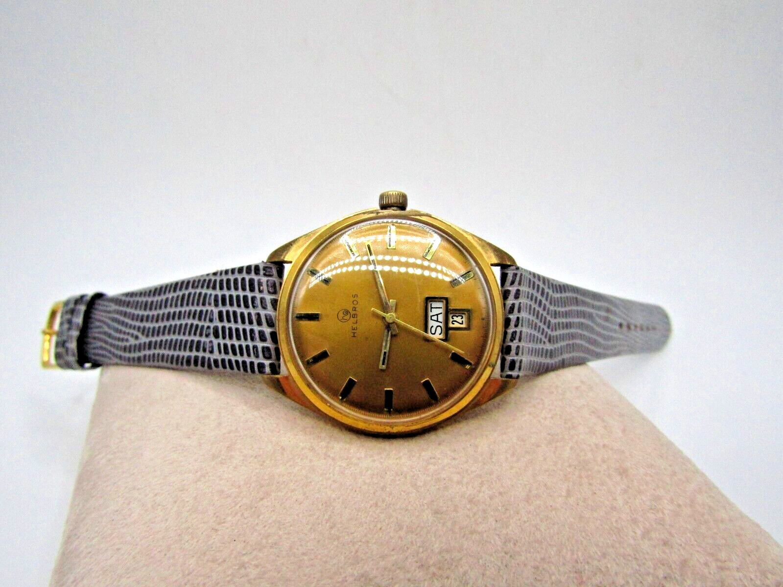 Vintage Gents Helbros Cal. R7389s Push Date Adjust 17 Jewels Watch JB Champion