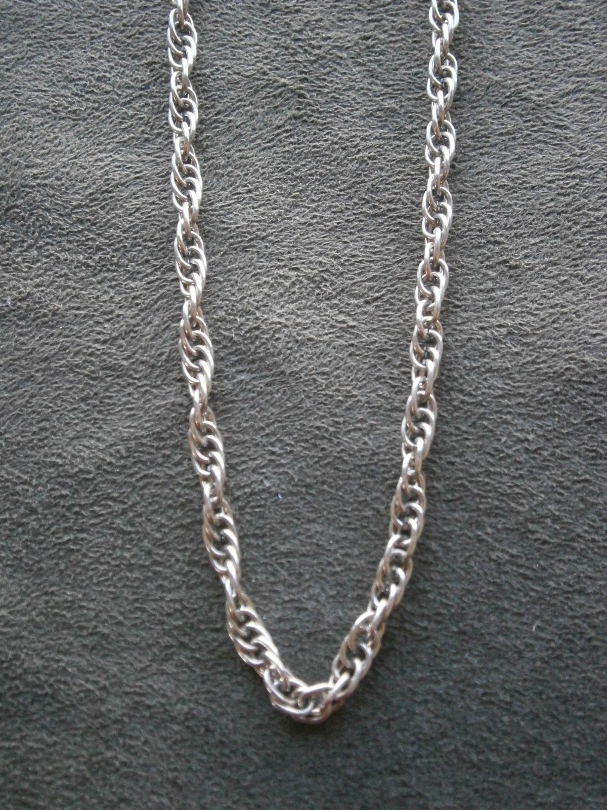 Prince of Wales Rope Chain Vintage Silvertone 24″ Necklace 16.3g ~ Not Dainty