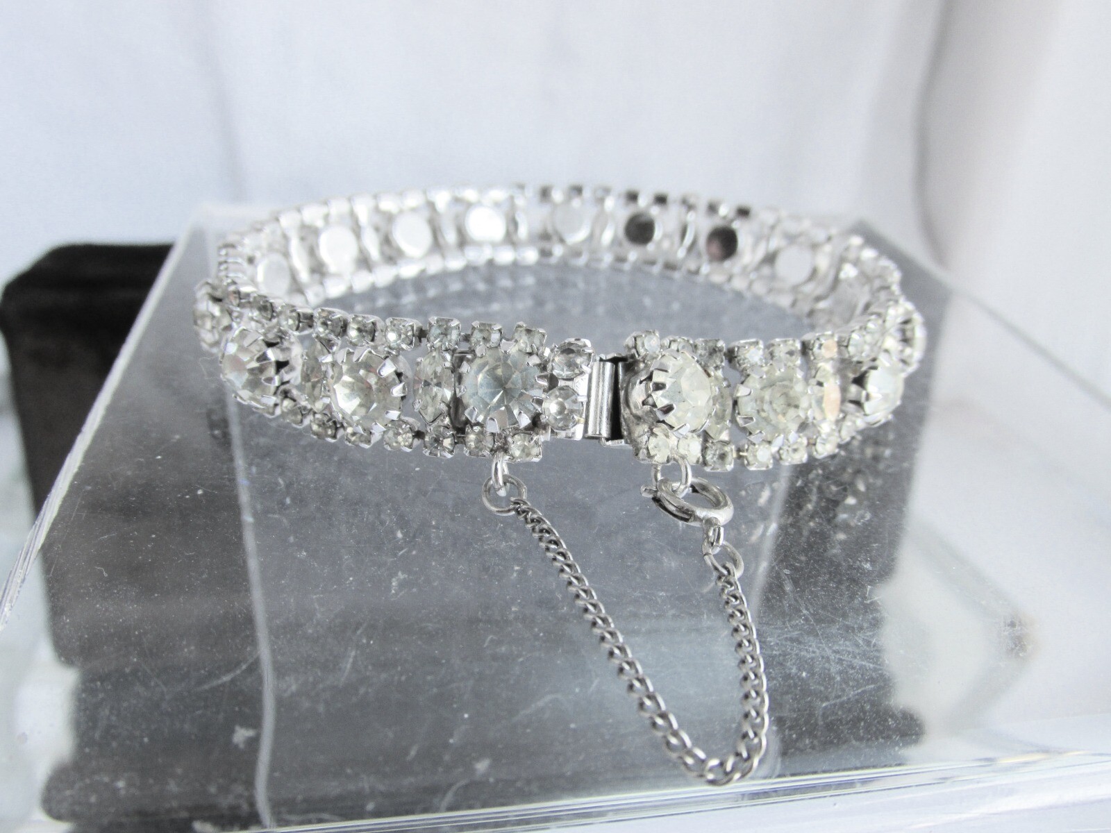 Classic Vintage White Rhinestone Bracelet Silver Plate Chain Guard Prong-Set