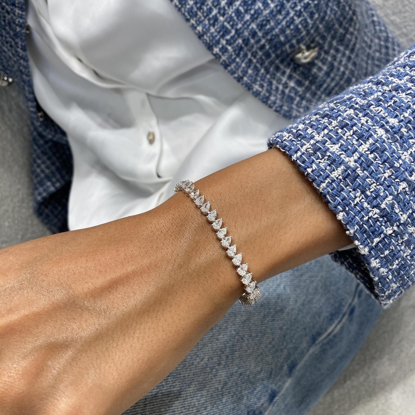 Unique Style 18K White Gold Women’s Tennis Bracelet Pear Lab Grown/CVD Diamond