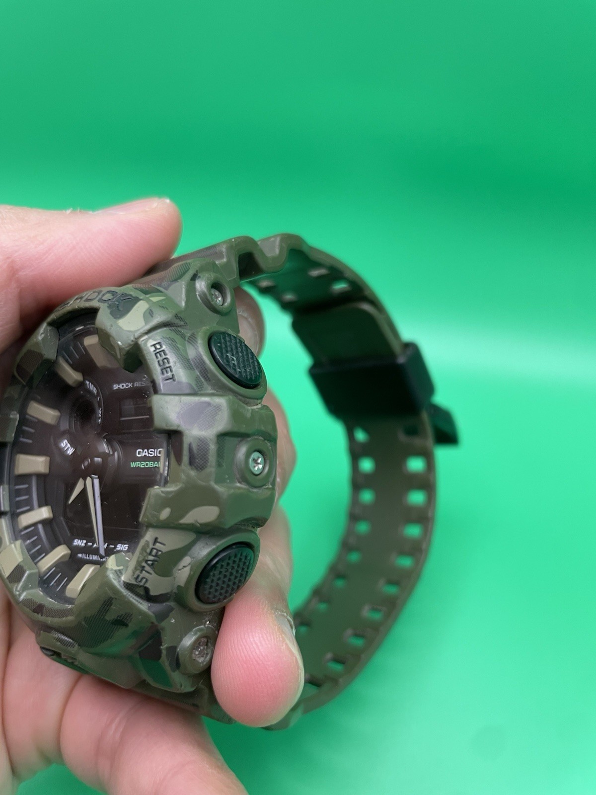 Casio G-SHOCK GA-700 Men’s Camo Analog-Digital Quartz 200m Shock Resist