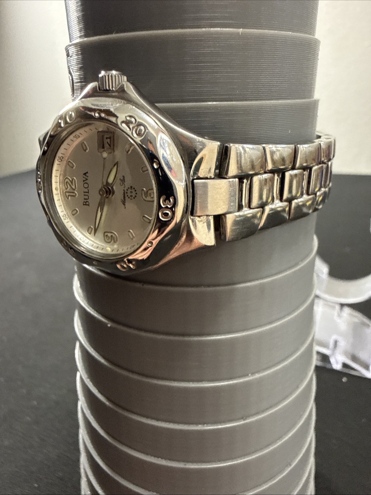 2001 Women’s Bulova Marine Star 96M25 Wristwatch New Battery In Very Good Shape!