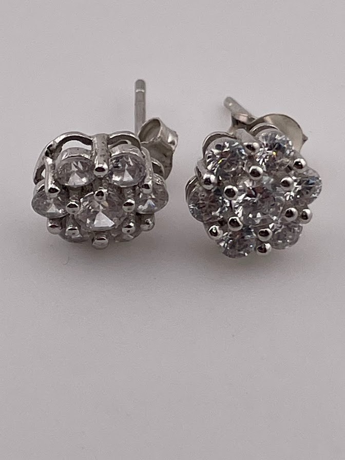 FUZION CREATIONS 925 STERLING SILVER CZ ROSETTE POST EARRINGS ELEGANT 1900