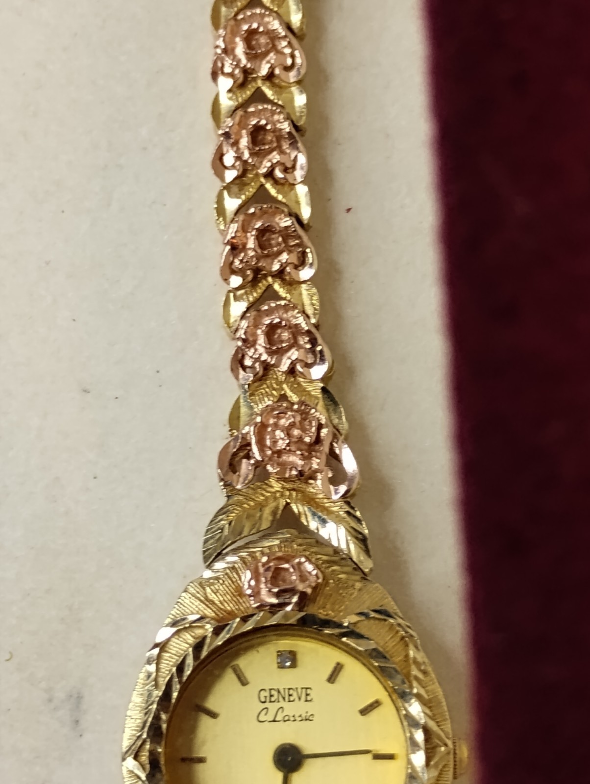 Geneve Classic 10 Kt Gold Watch Vintage YG W/ Rose Gold Beautiful & Working Rare