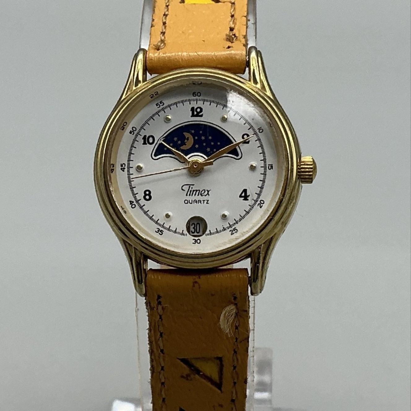 Vtg Timex Womens Watch 24mm Gold Tone Moon Phase Leather Date New Battery