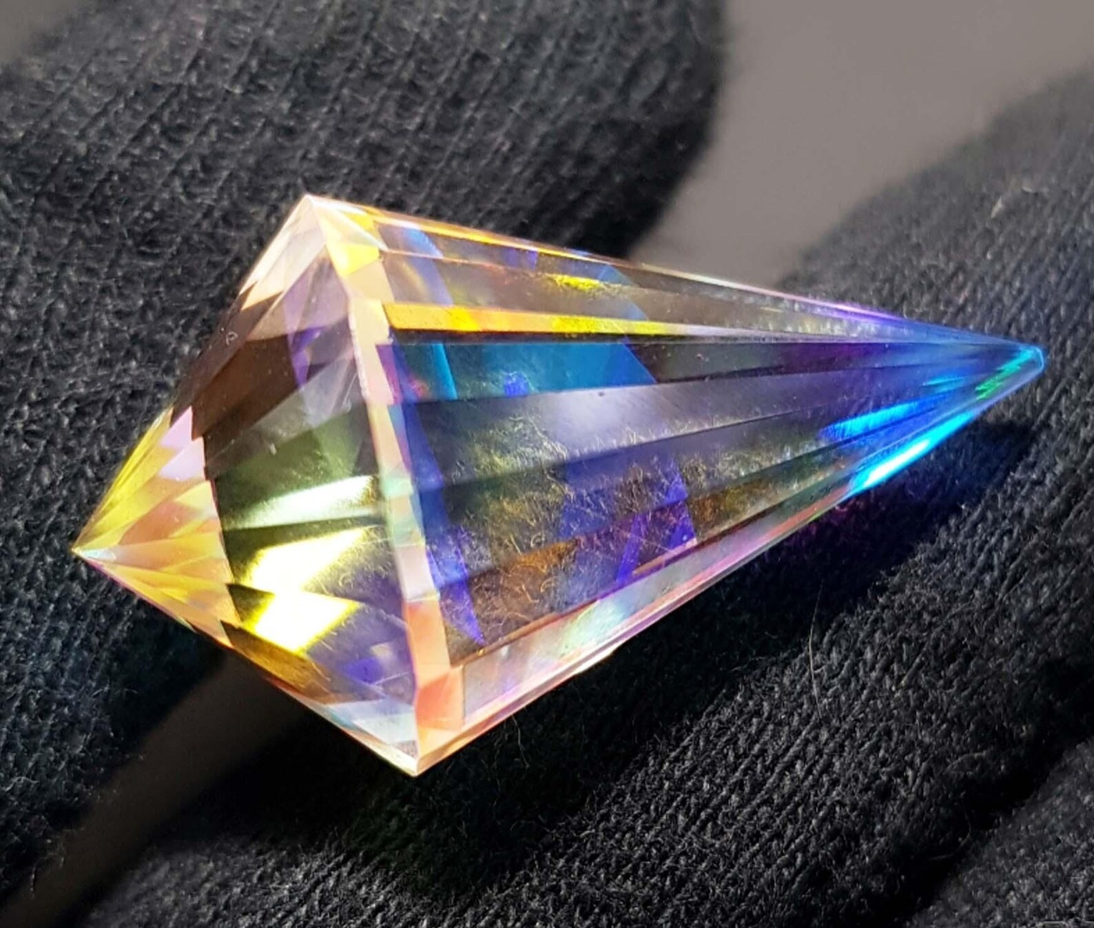 46 Ct Natural Mystic Topaz Gemstone: Rainbow Fire Fancy Cut Stone