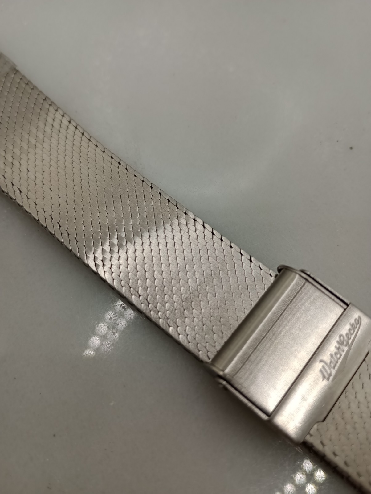 New Watchgecko 22mm Calibre 1960 Mesh Stainless Watch Strap Bracelet Satin 6B170