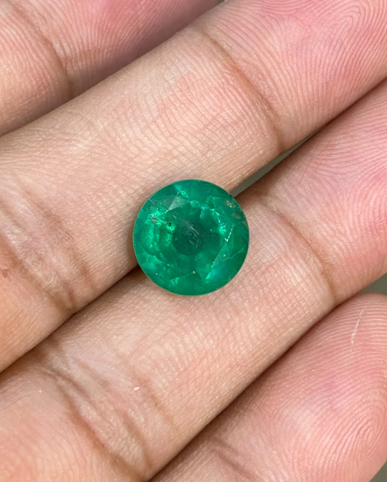 10.6MM Natural Round Emerald, Zambia origin, 4.95CTS, emerald for wedding ring.