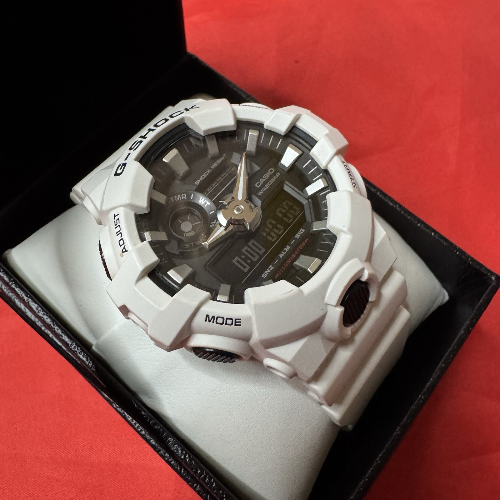 Casio G-Shock GA-700-7A White Analog Digital Watch Japan Box Warranty