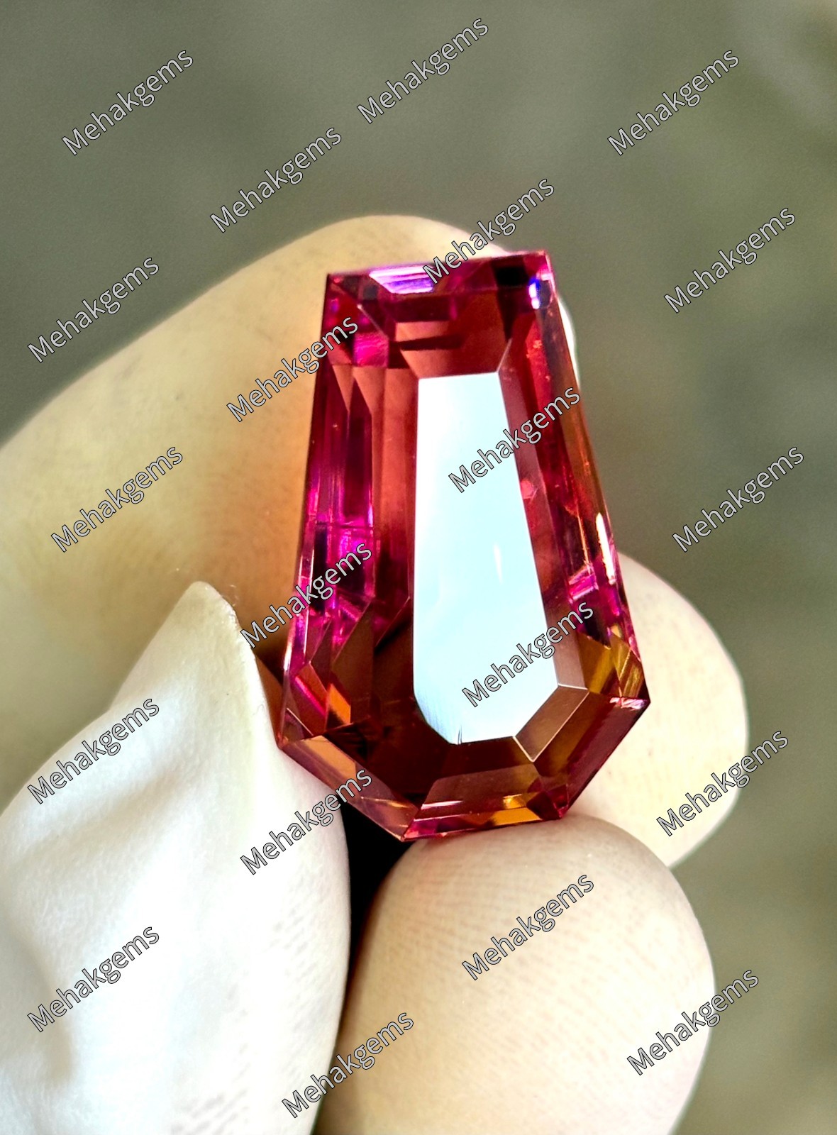 33 Ct Color Change Zultanite Gemstone, Coffin Cut Diaspore for Statement Ring