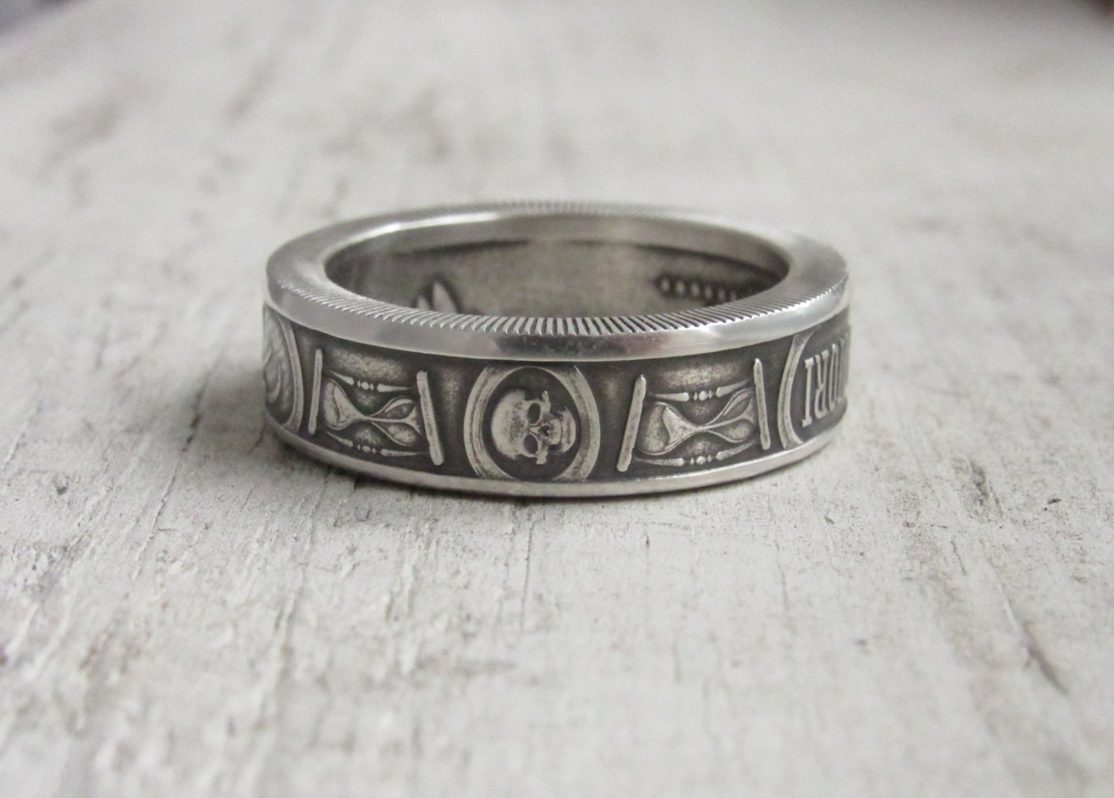 Memento Mori Coin Ring – Memento Mori – Memento Mori Souvenir – 999 Fine Silver