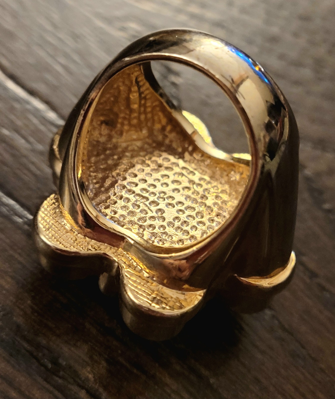 JewelMint Gold Tone Bambina Cameo Portrait Cocktail Ring Size 8 Signed