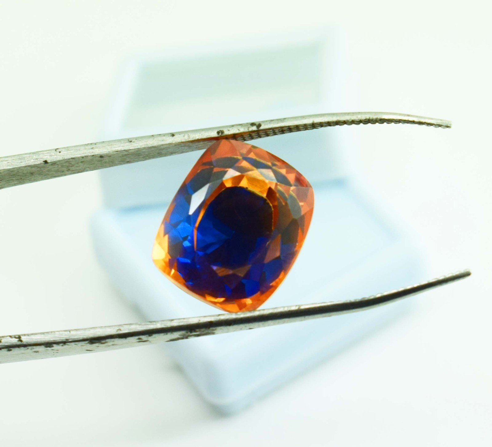 12Ct Natural Pitambari Sapphire Bicolor Gemstone Cushion cut loose Pitambari
