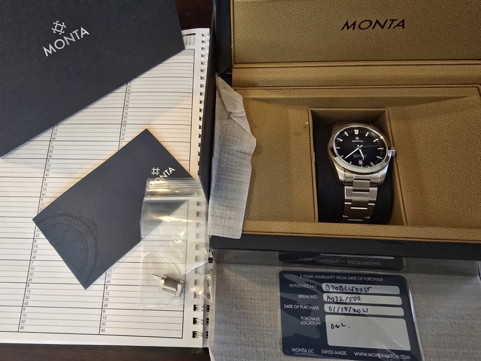 Monta Noble Blue Dial watch, very good condition! Box included.