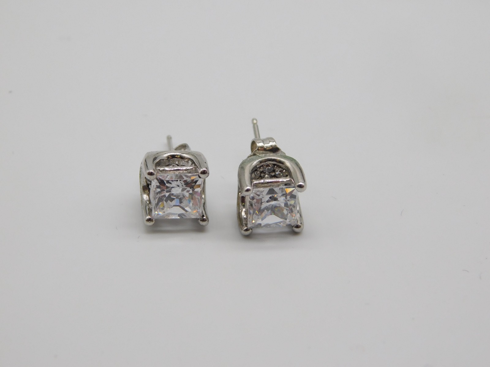 JTV DESIGNER VICTORIA WIECK STERLING SILVER FRENCH PASTE STONE POST EARRINGS