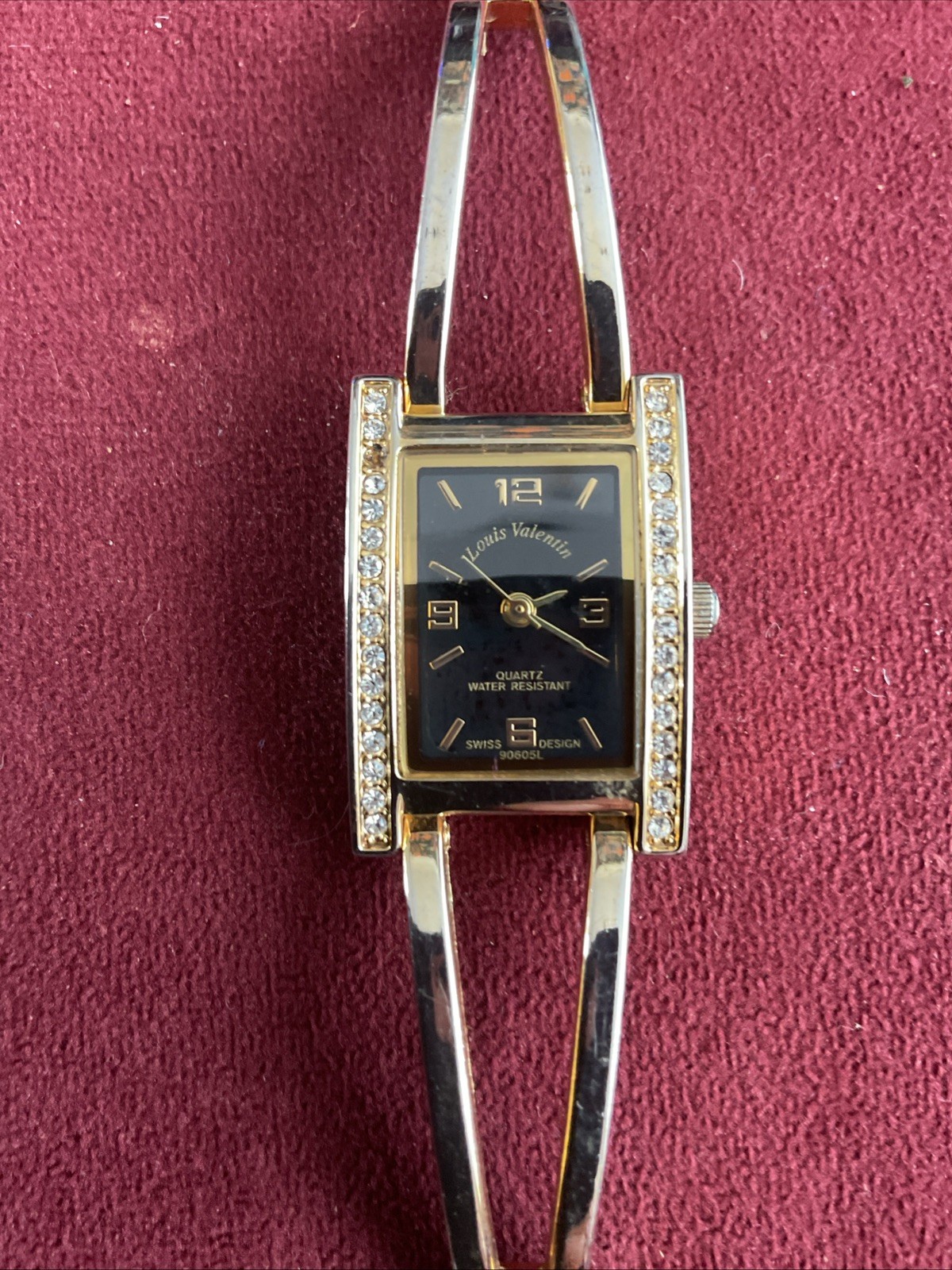 Vintage Identify Ladies Wristwatch With Diamante