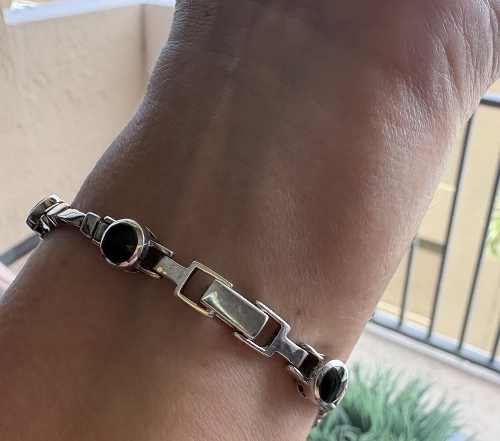 Onyx 6 Round Black, Sterling Silver 925, Bezel Link Bracelet w/Fold-Over Clasp