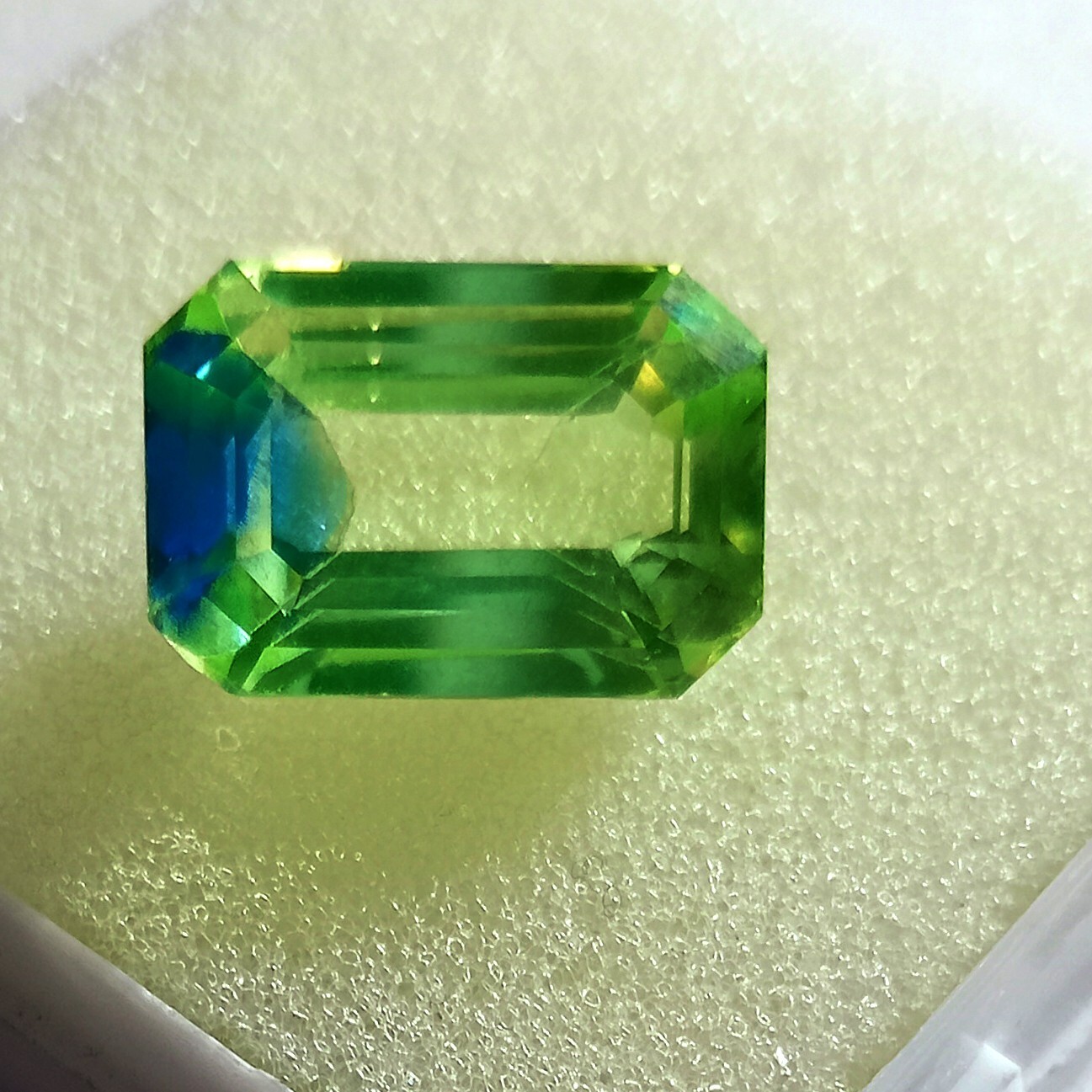 Excellent1 2.10Ct Emerald Cut Natural Pitambri Sapphire Certified Loose Gemstone