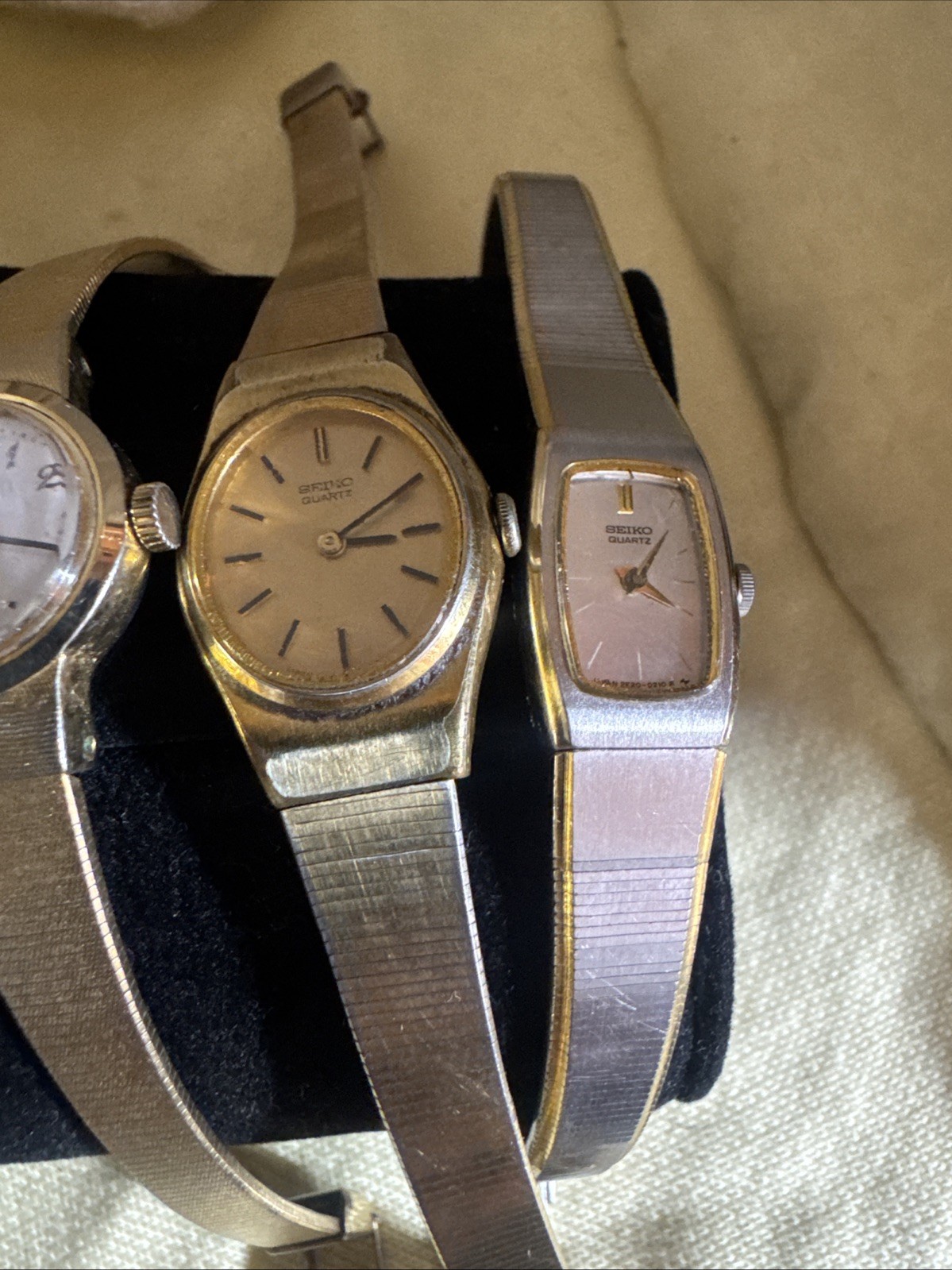 Seiko Pulsar Benrus Citizens Gruen Watch Lot New Batteries Vintage