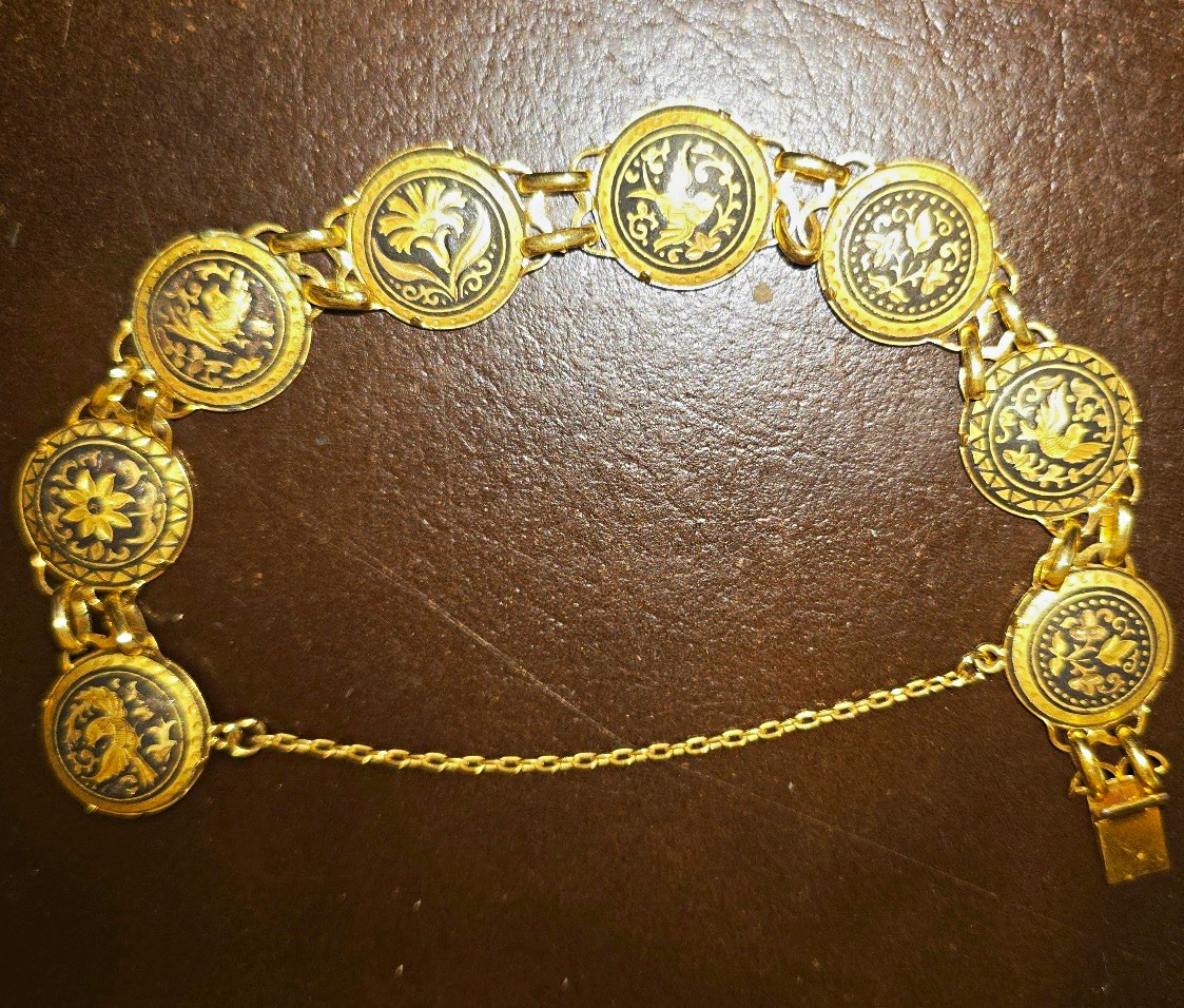 Gold Tone Signed Damascene Bracelet w/ Safety Chain Box