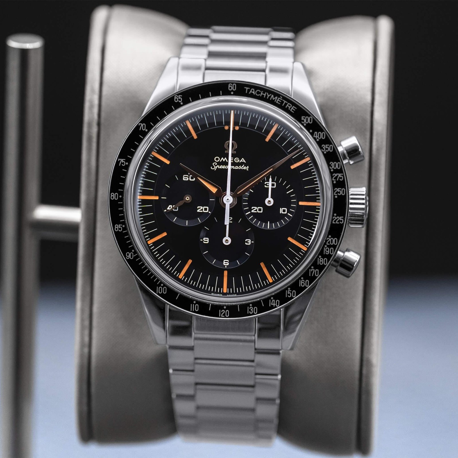 Omega Speedmaster FOiS 39.7mm 2025 Box & Papers