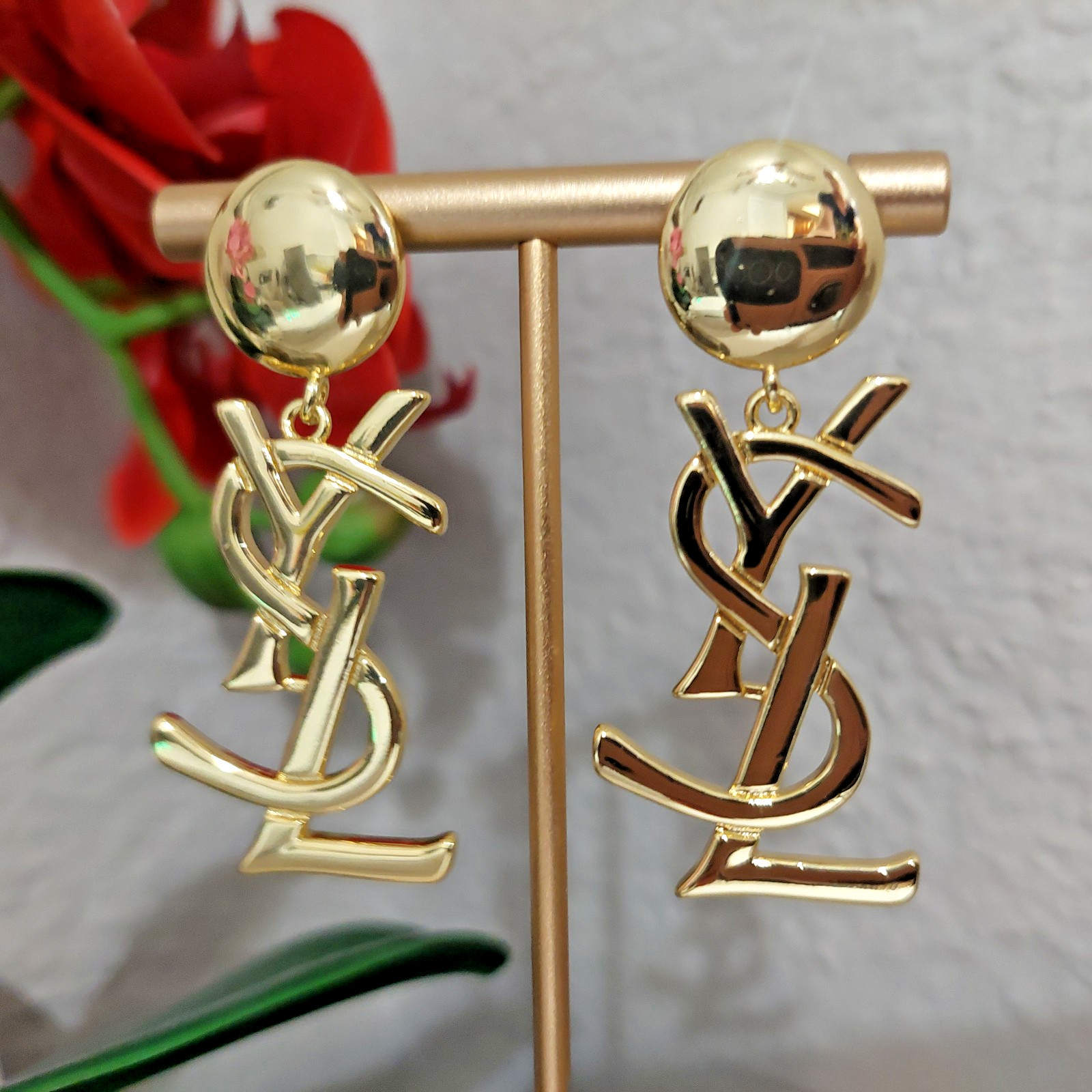 Auth. YVES SAINT LAURENT YSL Dangle Drop Large LOGO EARRINGS Gold Tone