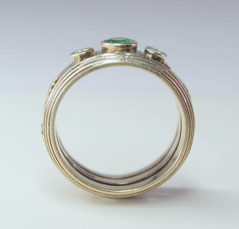 Vintage 14k Gold 1 Emerald 2 Diamond Leaf Die-Struck Size 4.5 Ring 6.7g HEAVY!