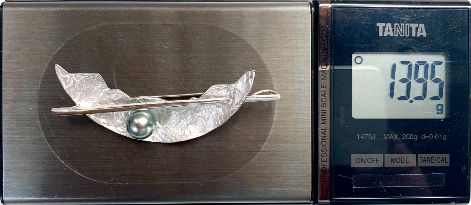 Big 9.7mm round Peacock Tahitian pearl brooch/Pendant Sterling Silver , 3×7.5cm