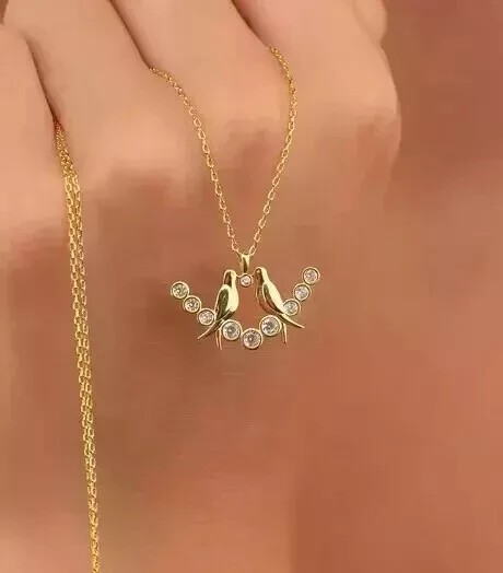 14k Yellow Gold Plated Round Cut Simulated Diamond Stunning Bird Pendant Chain