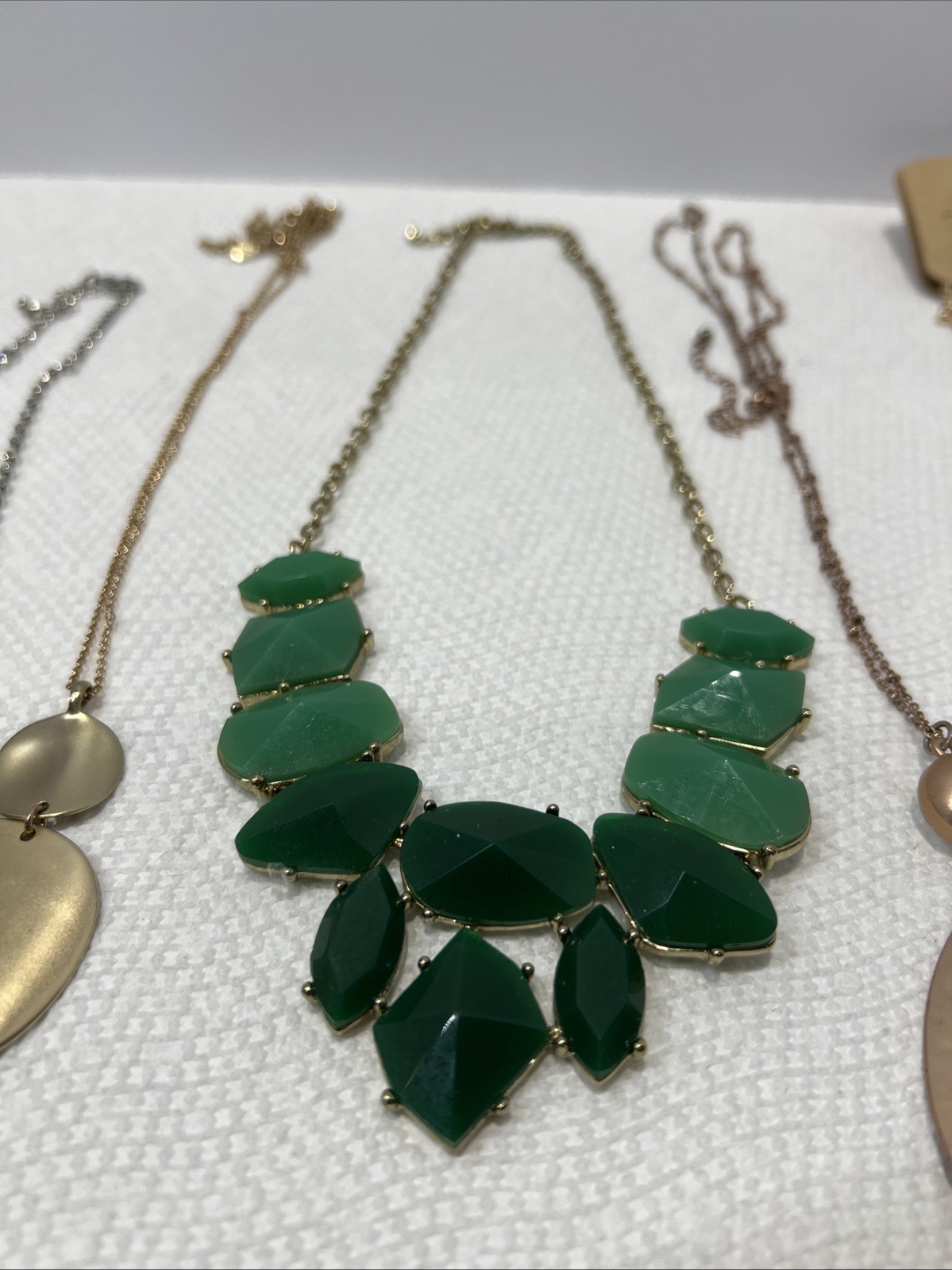 Jewelry Necklaces 7 Pieces B5