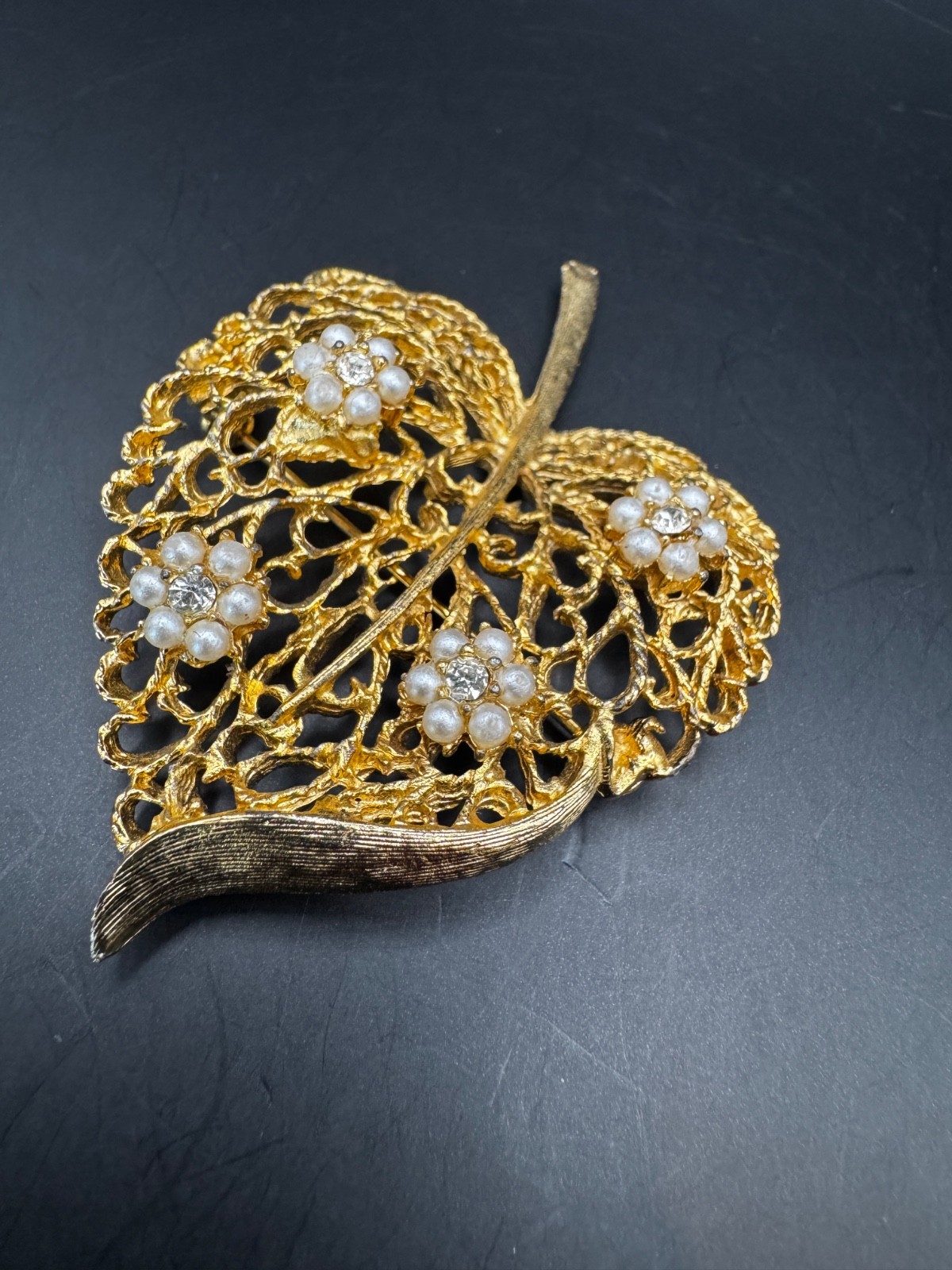 Vintage Gold Tone Filigree Leaf Brooch Faux Pearls Rhinestones Openwork Pin