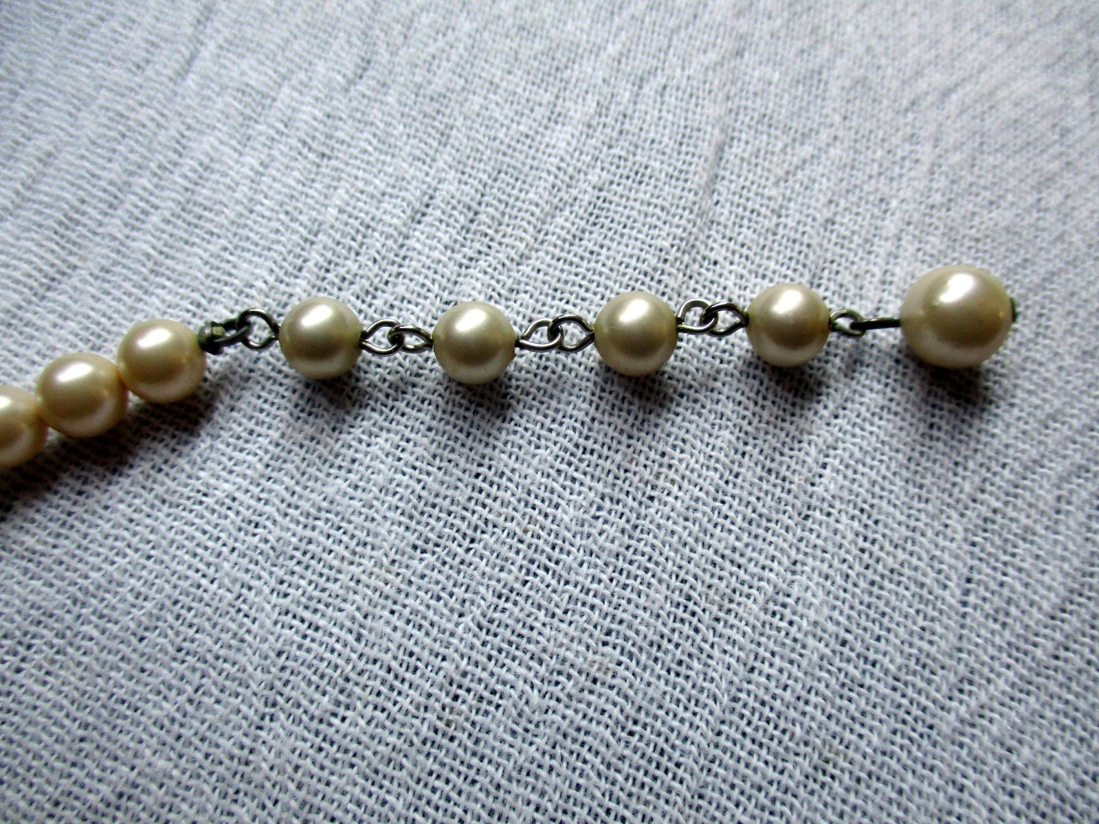 Vintage Marvella Faux Pearl Choker Necklace 16″ Rhinestone J-Hook Clasp