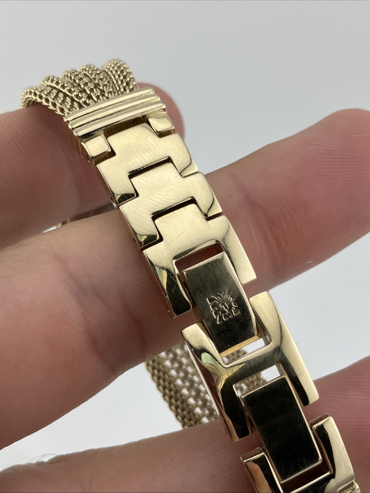 Anne klein Ladies 23mm Watch Hidden Dial Gold Tone Rope Band 6.25″ Ak1046 -RUNS