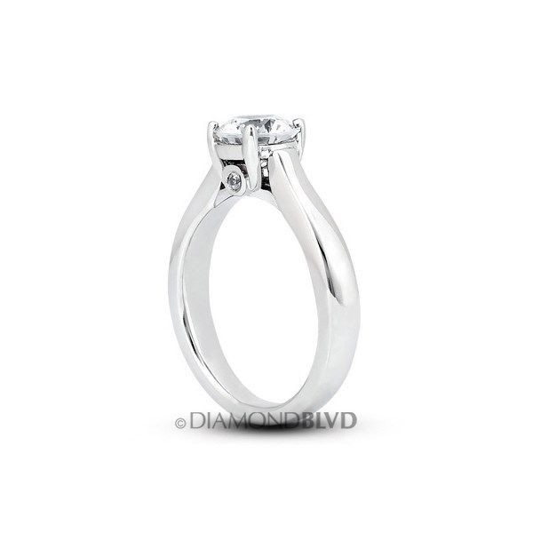 0.37 CT H/SI3/VG Round AGI Earth Mined Diamonds 18K Cathedral Accents Ring 4.5gr