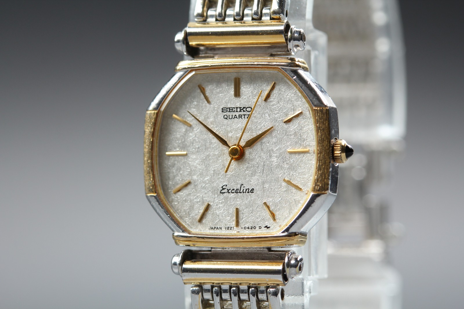 Vtg 1983 N MINT Seiko Exceline 1221-5260 Quartz Two-Tone Womens Watch From JAPAN