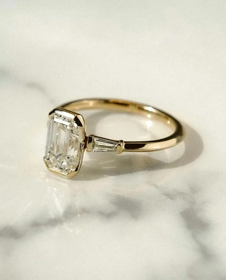 IGI Lab Grown Diamond 2.80 Ct EMERALD-Cut Engagement Ring EF/VS1 14k YELLOW GOLD