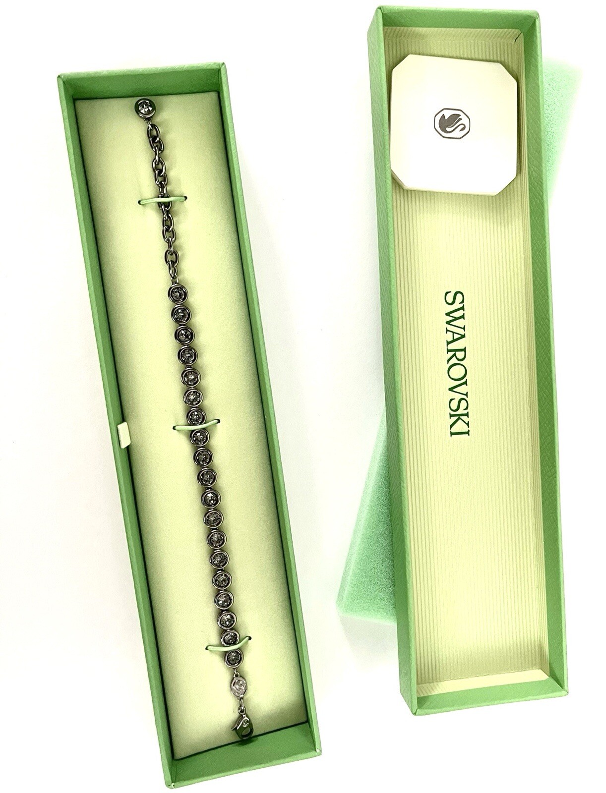 New 100% SWAROVSKI Imber Tennis Bracelet Round cut, Black, Ruthenium 5682666